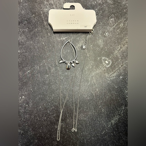 LC Lauren Conrad Jewelry - LC Lauren Conrad Silver Teardrop Necklace NWT